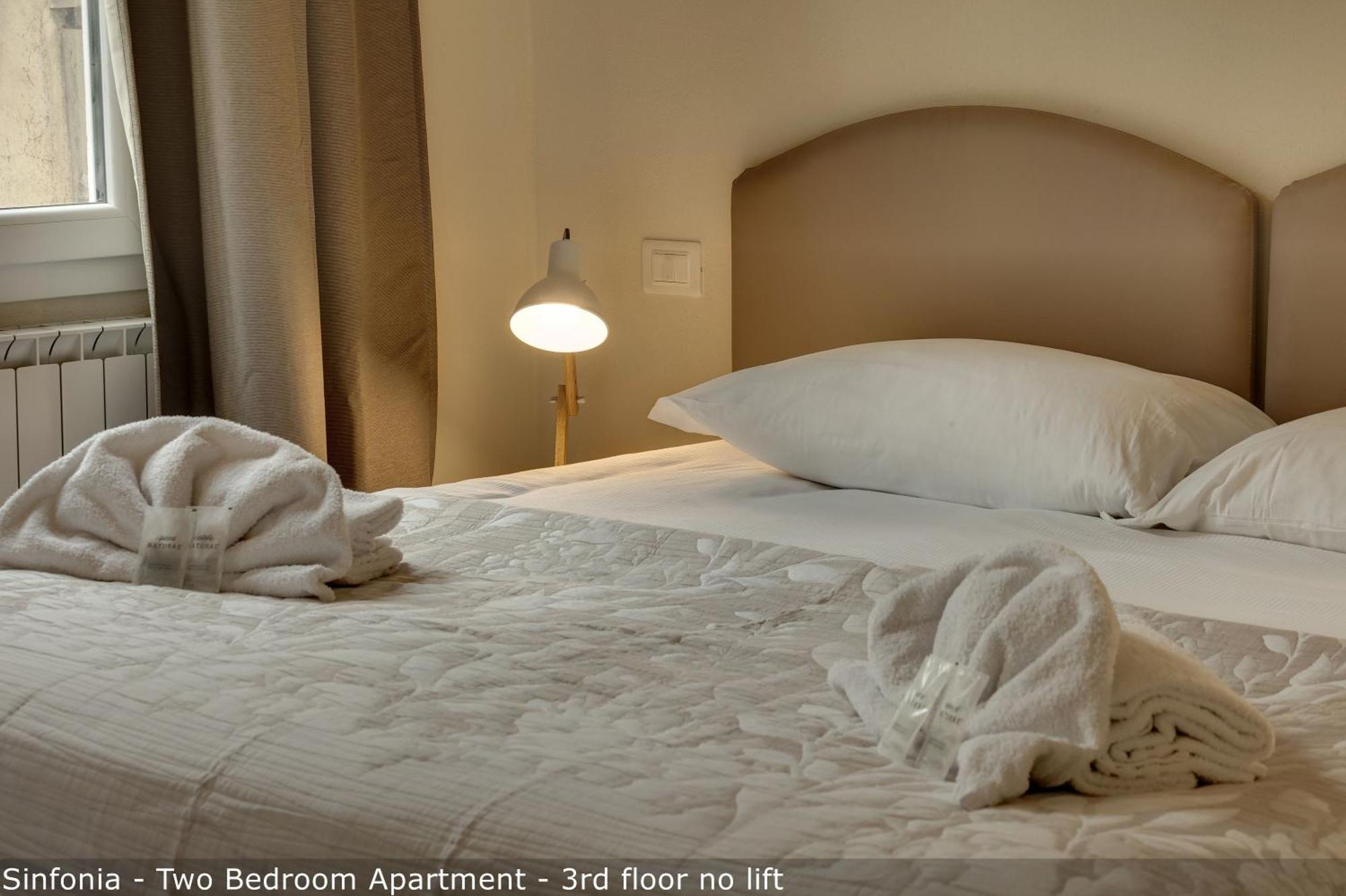 Opera - Sinfonia - Minuetto - Melody Apartments By Mamo Florence Room photo